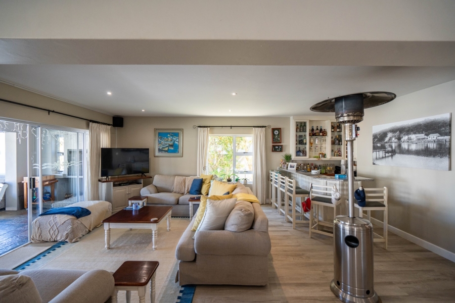 7 Bedroom Property for Sale in Royal Alfred Marina Eastern Cape